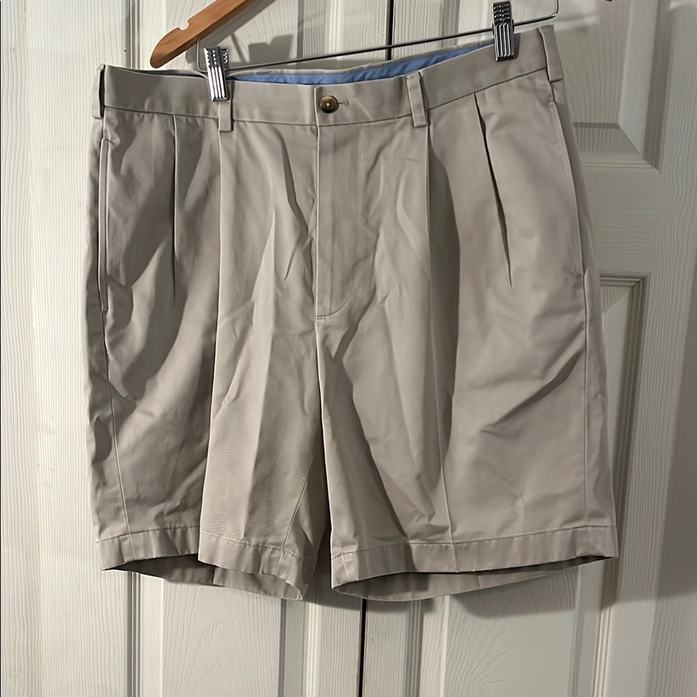 Brooks Brothers Tan Flat Front Shorts